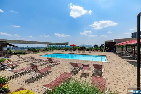 200 Old Palisade Fort Lee NJ 07024