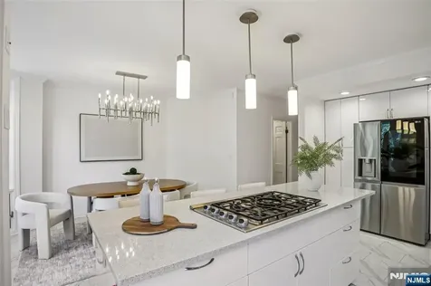 185 Kensington Drive Fort Lee NJ 07024