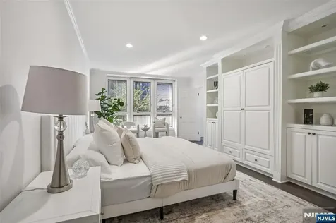 185 Kensington Drive Fort Lee NJ 07024