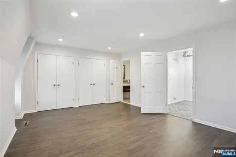 185 Kensington Drive Fort Lee NJ 07024