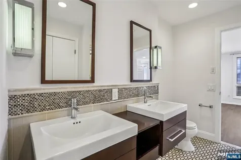 185 Kensington Drive Fort Lee NJ 07024