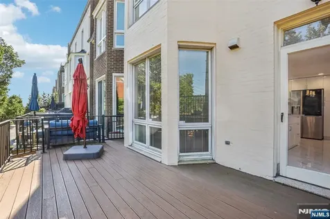 185 Kensington Drive Fort Lee NJ 07024