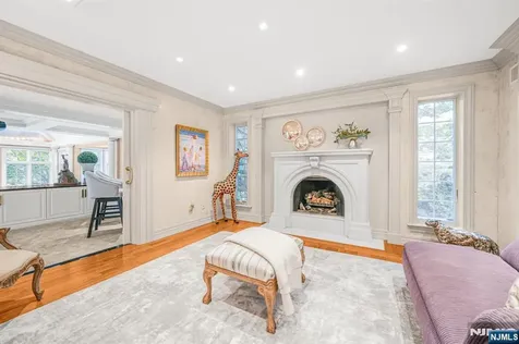 22 Fawn Drive Montville Township NJ 07045