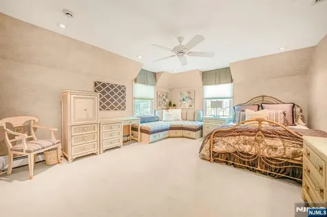 22 Fawn Drive Montville Township NJ 07045