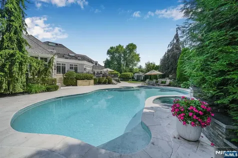 22 Fawn Drive Montville Township NJ 07045