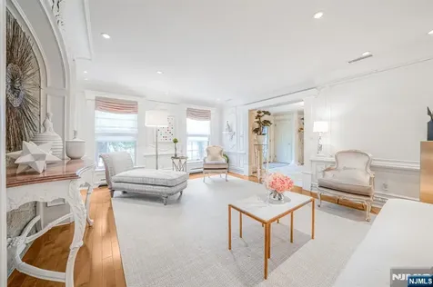 22 Fawn Drive Montville Township NJ 07045
