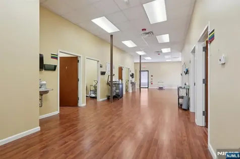 101 Grand Avenue Palisades Park NJ 07650