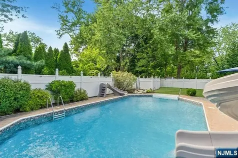 585 Central Avenue Ramsey NJ 07446