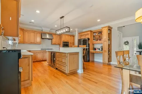 585 Central Avenue Ramsey NJ 07446