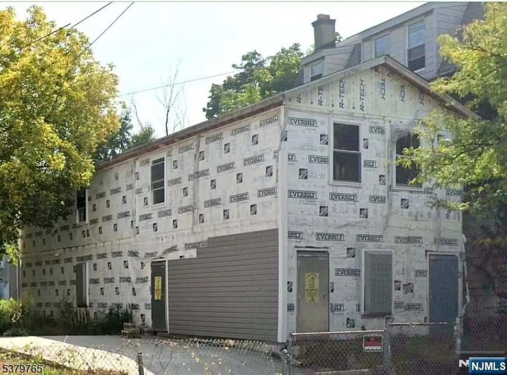 150 Myrtle Avenue Irvington NJ 07111