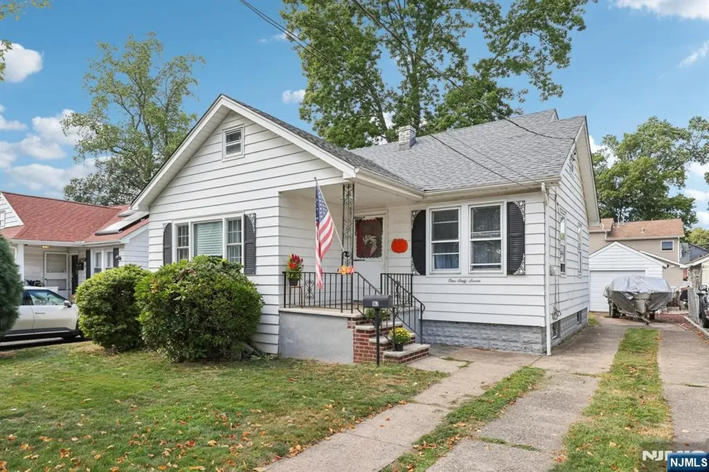167 Vreeland Avenue Bergenfield NJ 07621