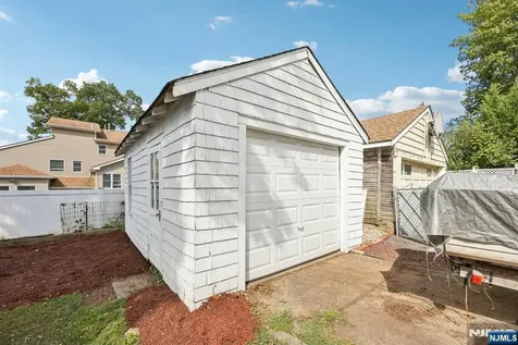 167 Vreeland Avenue Bergenfield NJ 07621