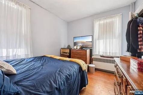 167 Vreeland Avenue Bergenfield NJ 07621