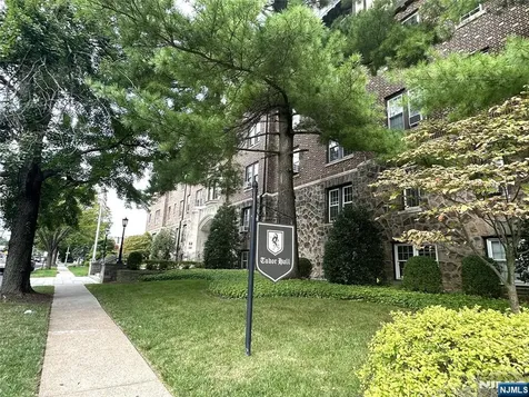 275 Engle Street Englewood NJ 07631