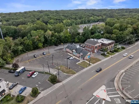 24 Wyckoff Avenue Waldwick NJ 07463