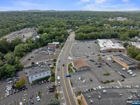 24 Wyckoff Avenue Waldwick NJ 07463