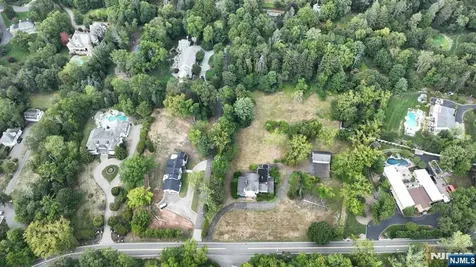 235 Wearimus Road Ho-ho-kus NJ 07423