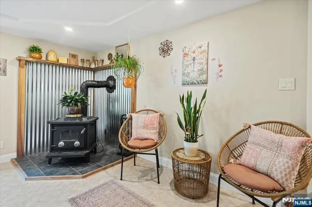 7 Laurel Avenue Branchville NJ 07826