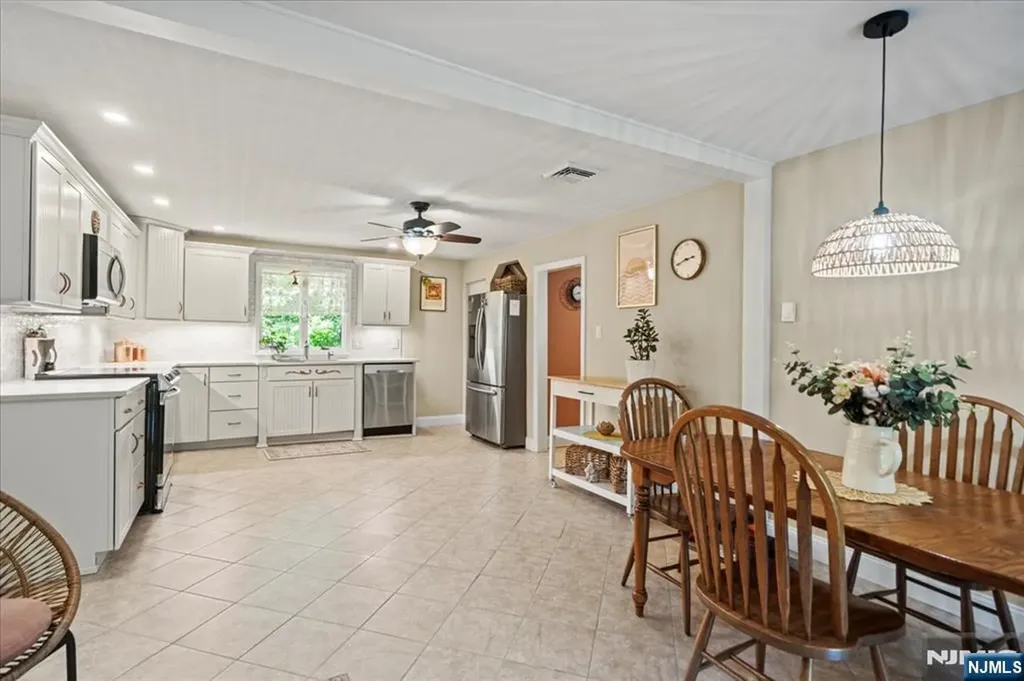 7 Laurel Avenue Branchville NJ 07826