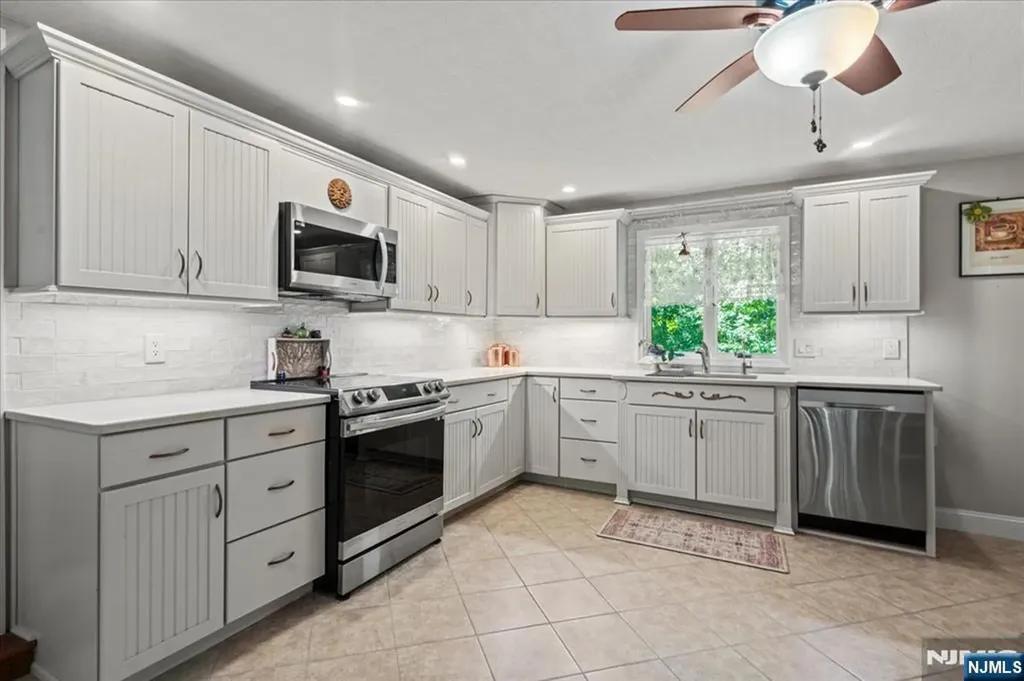 7 Laurel Avenue Branchville NJ 07826