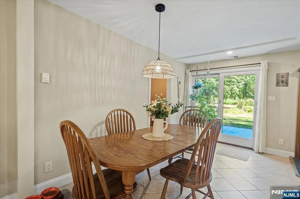 7 Laurel Avenue Branchville NJ 07826