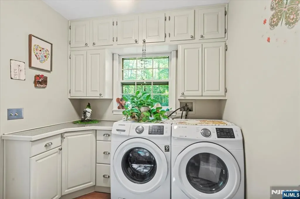 7 Laurel Avenue Branchville NJ 07826