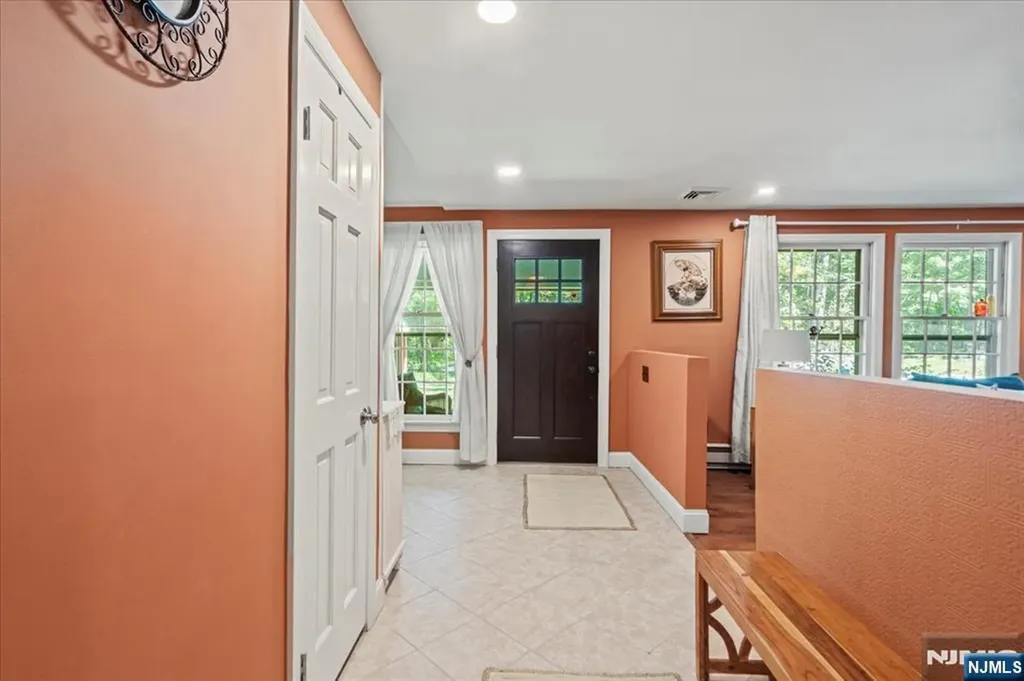 7 Laurel Avenue Branchville NJ 07826