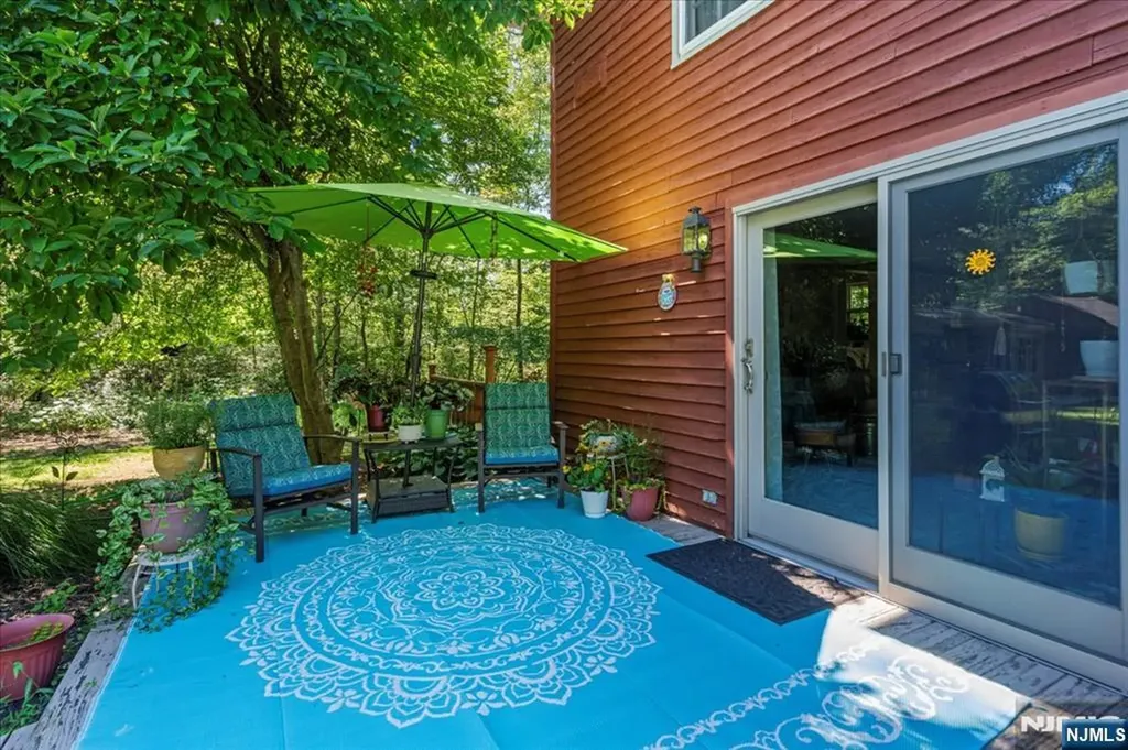 7 Laurel Avenue Branchville NJ 07826