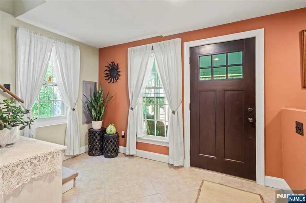 7 Laurel Avenue Branchville NJ 07826