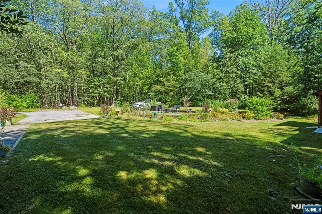 7 Laurel Avenue Branchville NJ 07826