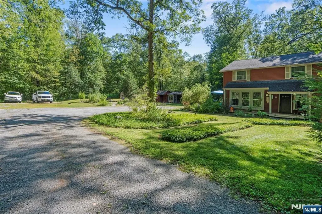 7 Laurel Avenue Branchville NJ 07826