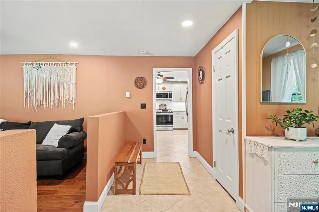 7 Laurel Avenue Branchville NJ 07826