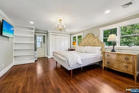 626 Wyndemere Avenue Ridgewood NJ 07450