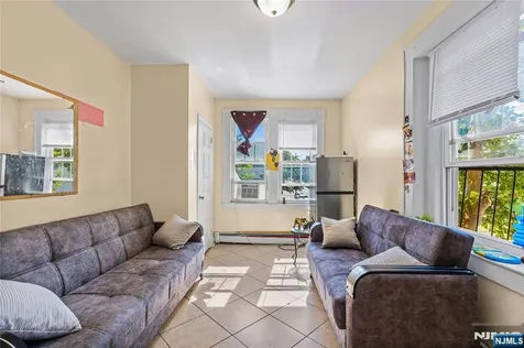 102 14th Street Newark NJ 07107