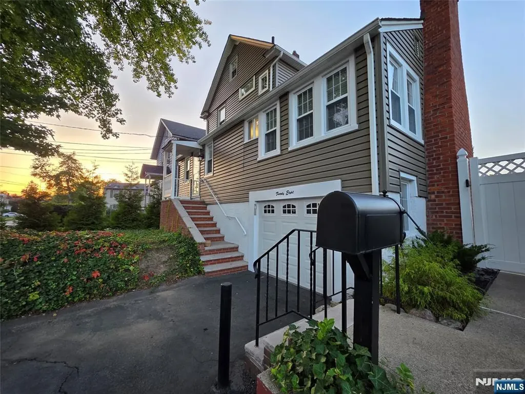 28 Wood Place Dumont NJ 07628