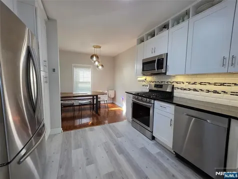 28 Wood Place Dumont NJ 07628