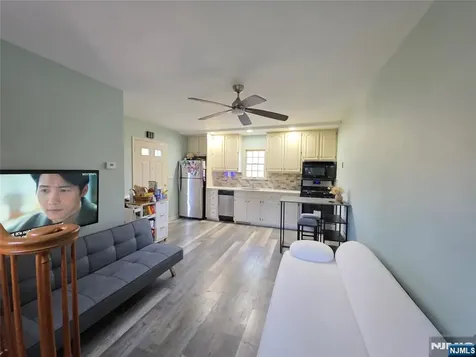 28 Wood Place Dumont NJ 07628
