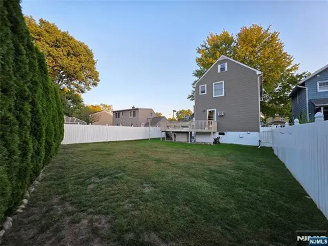 28 Wood Place Dumont NJ 07628