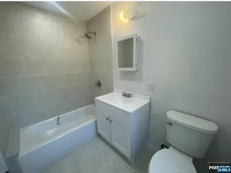 298 Farrant Terrace Teaneck NJ 07666