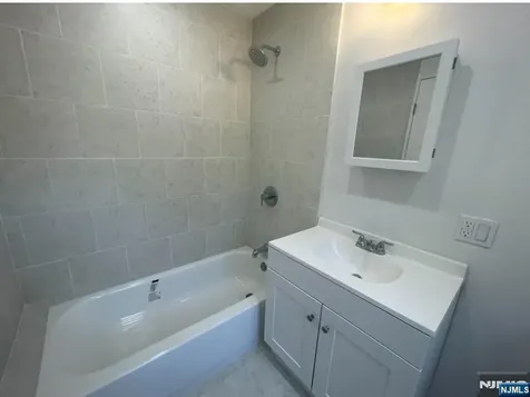 298 Farrant Terrace Teaneck NJ 07666