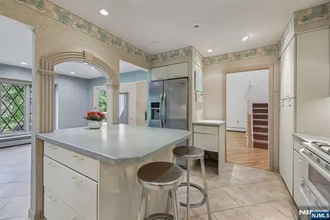 53 Ponds Circle Wayne NJ 07470