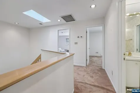 53 Ponds Circle Wayne NJ 07470