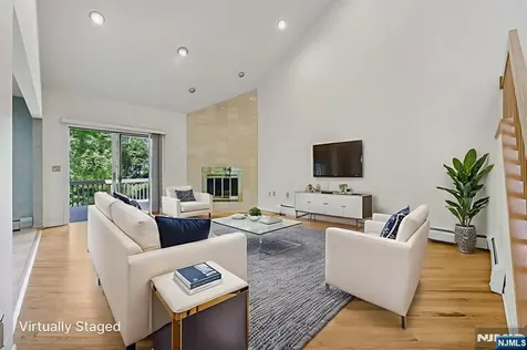 53 Ponds Circle Wayne NJ 07470