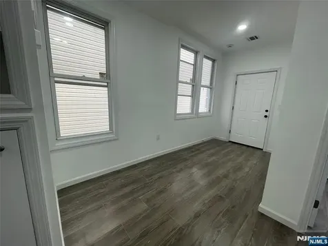 380 Cliff Street Fairview NJ 07022