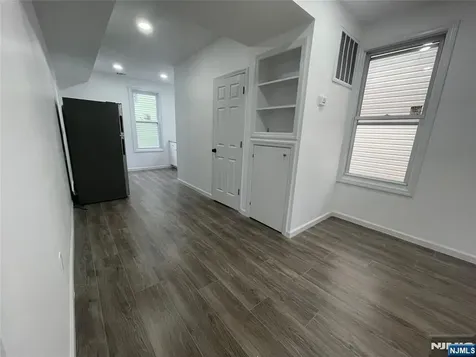380 Cliff Street Fairview NJ 07022