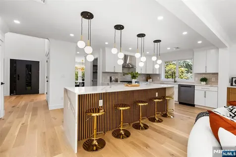 158 Prospect Avenue Oradell NJ 07649