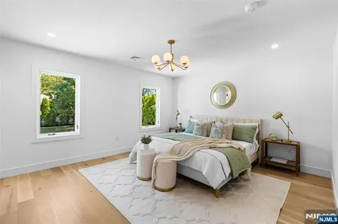158 Prospect Avenue Oradell NJ 07649