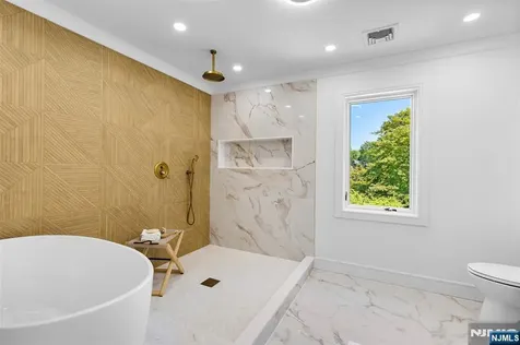 158 Prospect Avenue Oradell NJ 07649