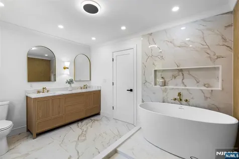 158 Prospect Avenue Oradell NJ 07649