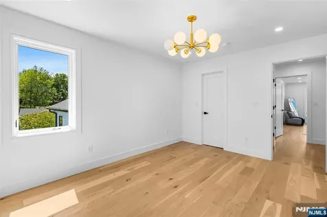 158 Prospect Avenue Oradell NJ 07649